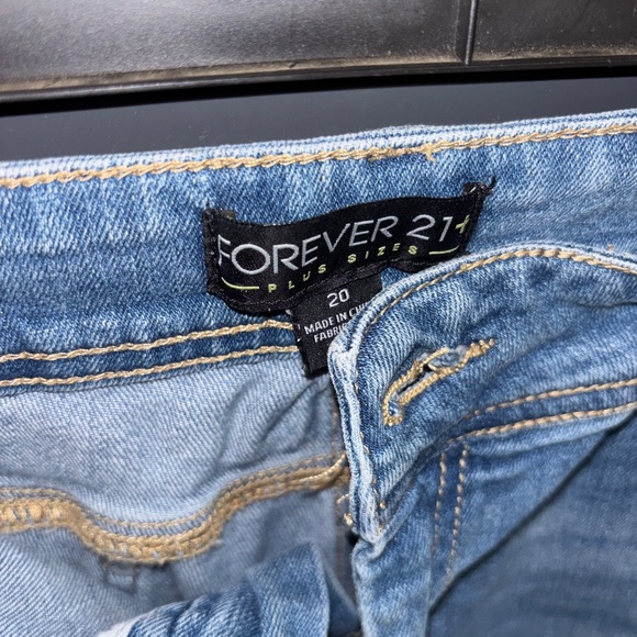 Jean Shorts Bundle (3) - Size 18/20 - Target/Forever 21 - Picture 9 of 9